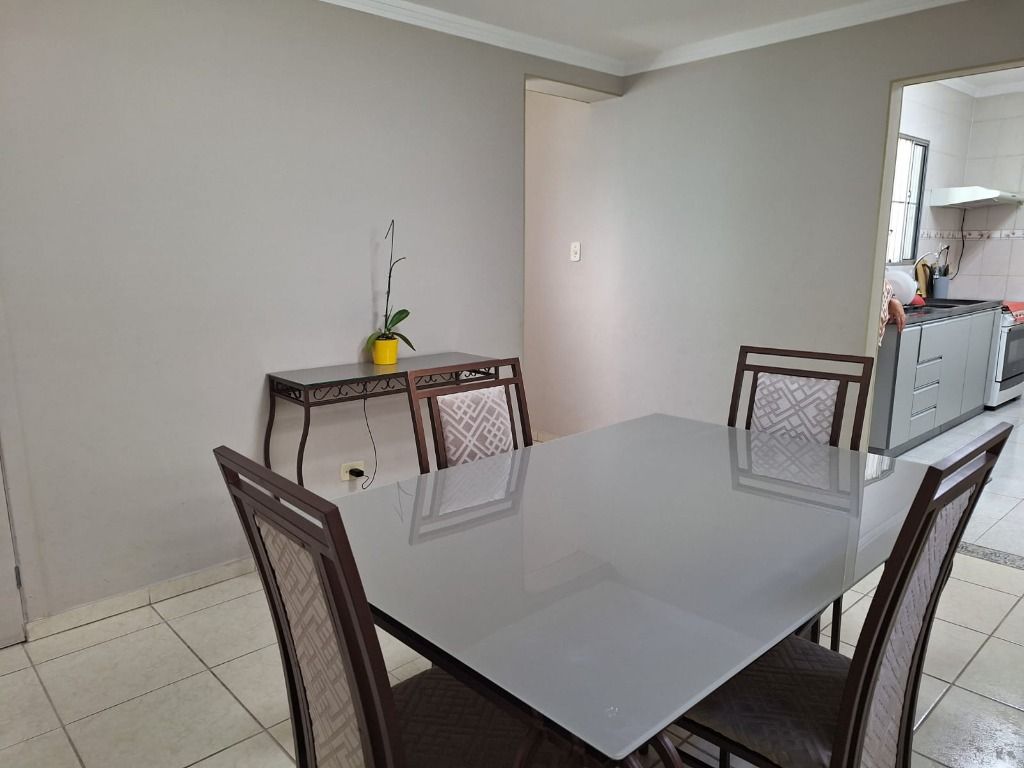 Sobrado à venda com 4 quartos, 85m² - Foto 4