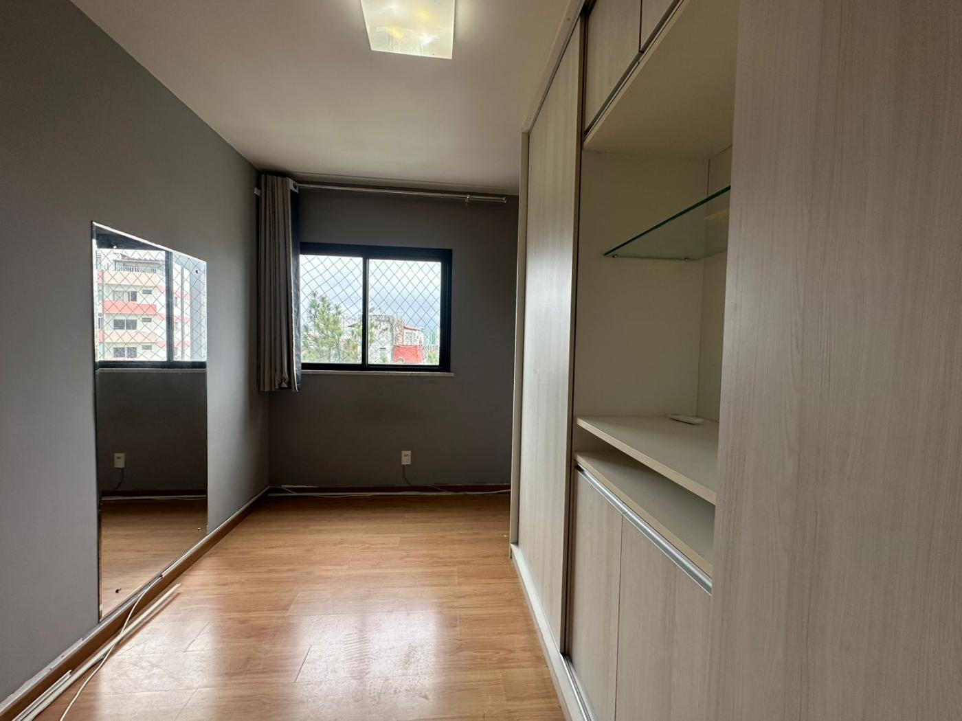 Apartamento à venda com 2 quartos, 70m² - Foto 21