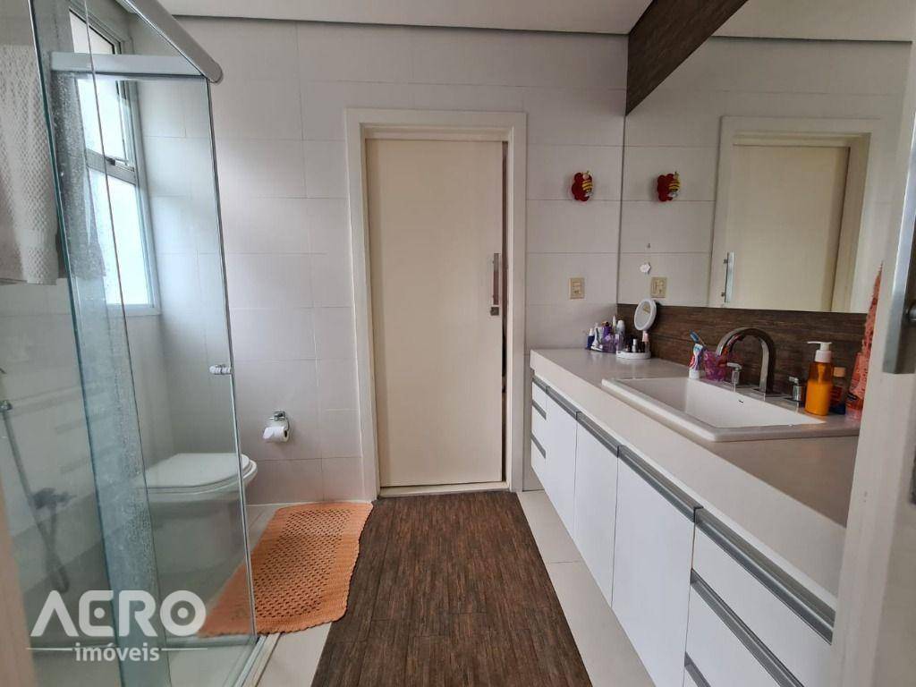 Casa de Condomínio à venda com 3 quartos, 330m² - Foto 48