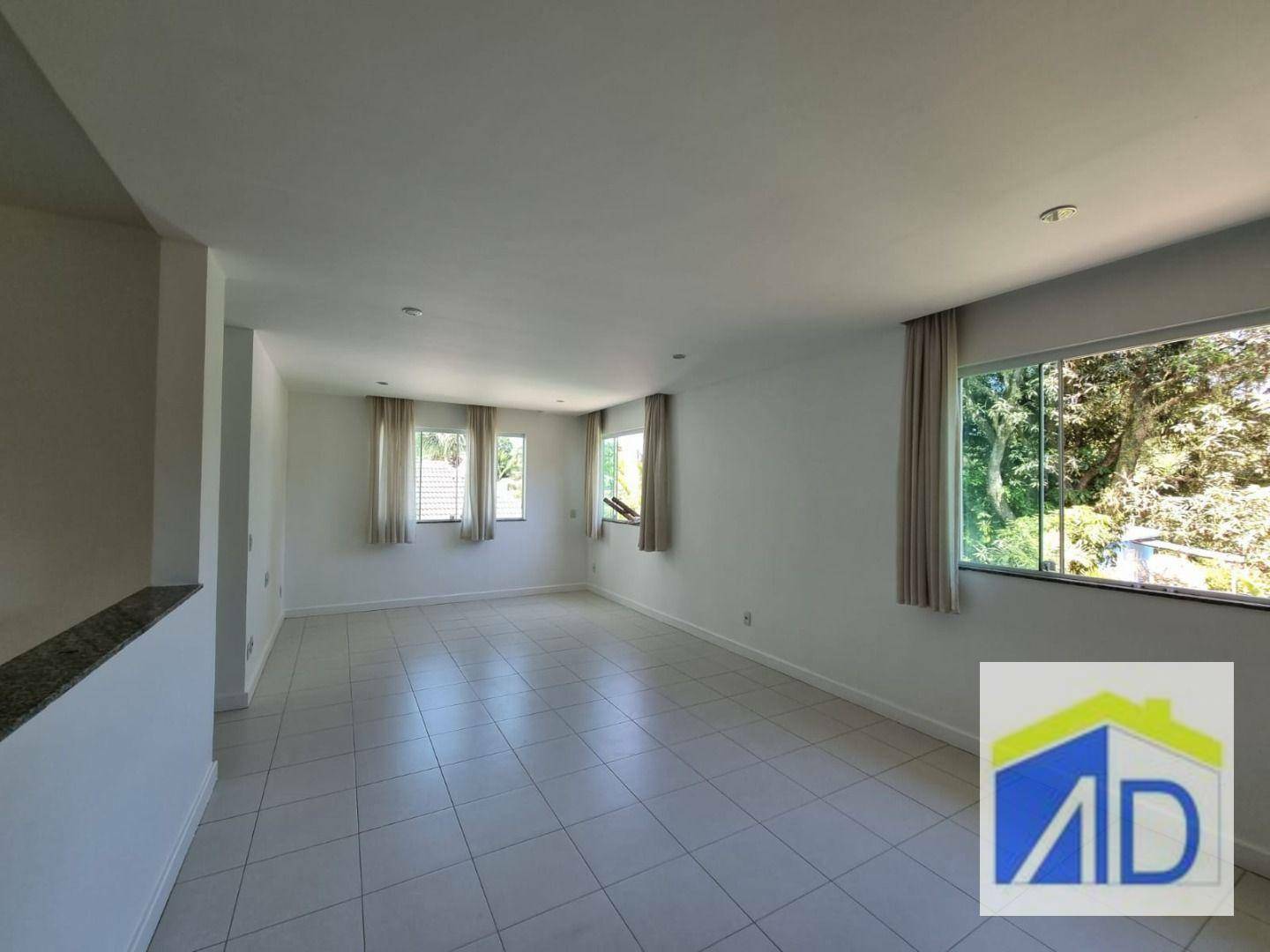 Casa de Condomínio para alugar com 3 quartos, 180m² - Foto 46
