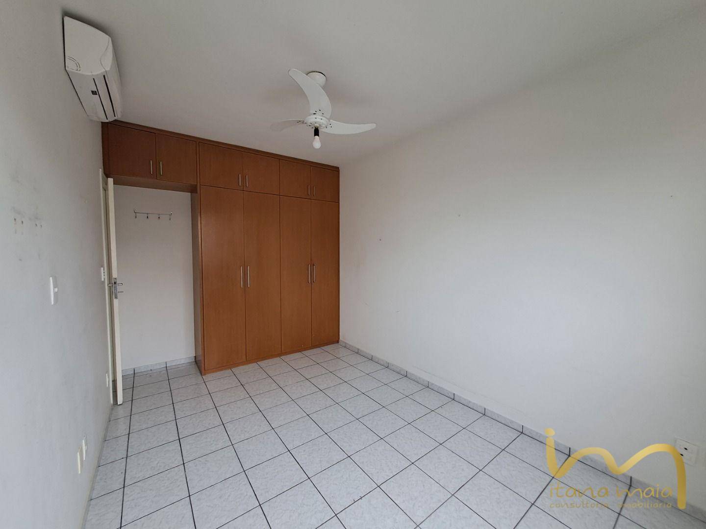 Apartamento à venda com 2 quartos, 67m² - Foto 7