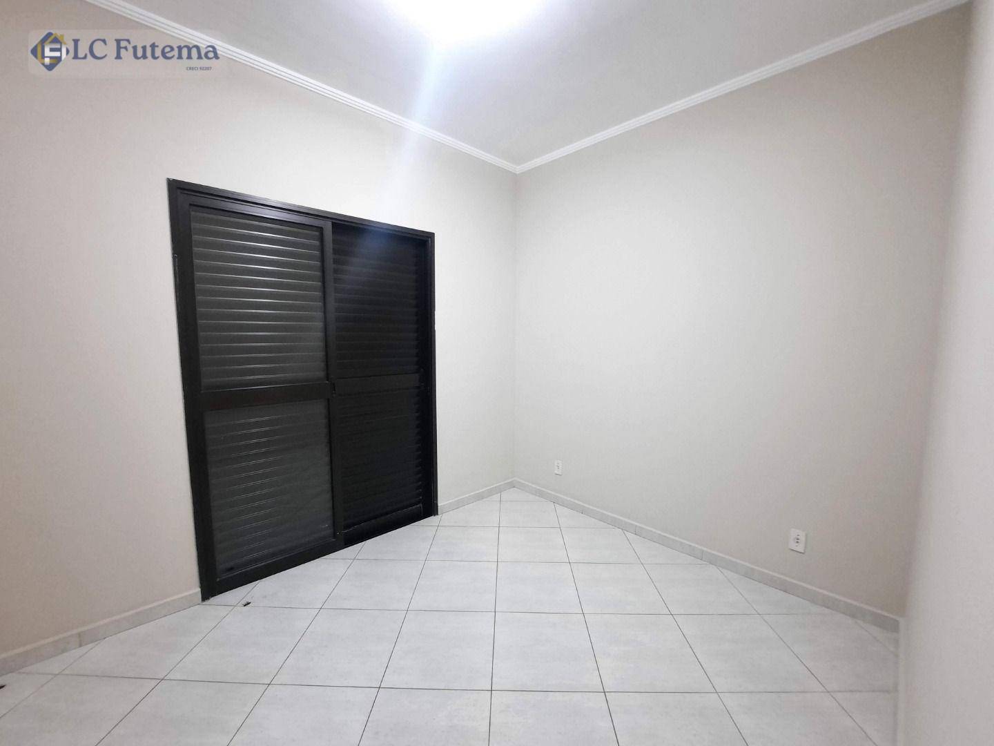 Casa de Condomínio para alugar com 3 quartos, 89m² - Foto 8