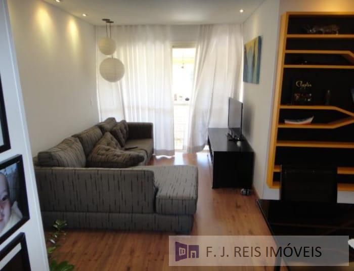 Apartamento à venda com 3 quartos, 80m² - Foto 2