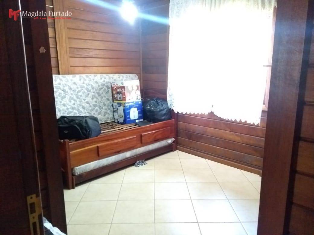 Casa à venda com 3 quartos, 200m² - Foto 9