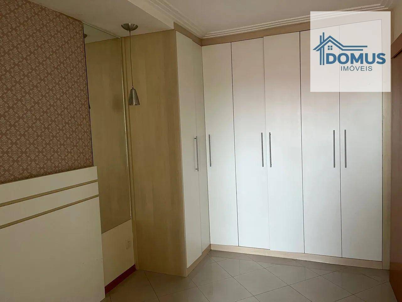 Apartamento à venda com 2 quartos, 67m² - Foto 10