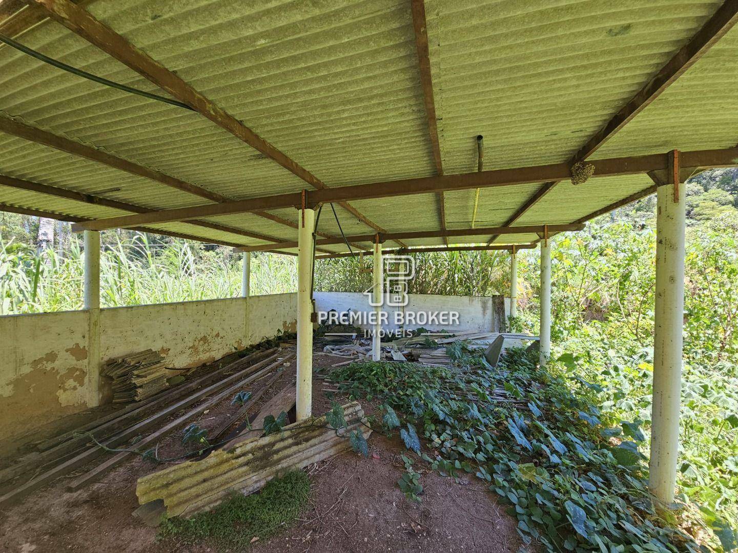 Sítio à venda com 5 quartos, 2500m² - Foto 15