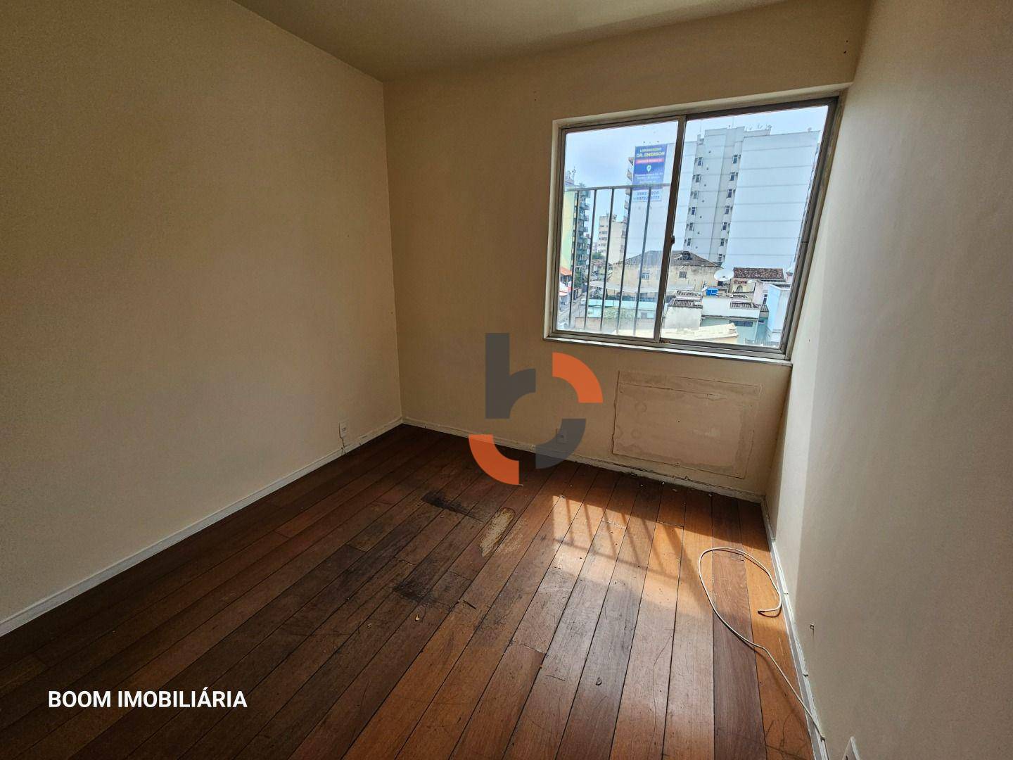 Apartamento à venda com 3 quartos, 93m² - Foto 7