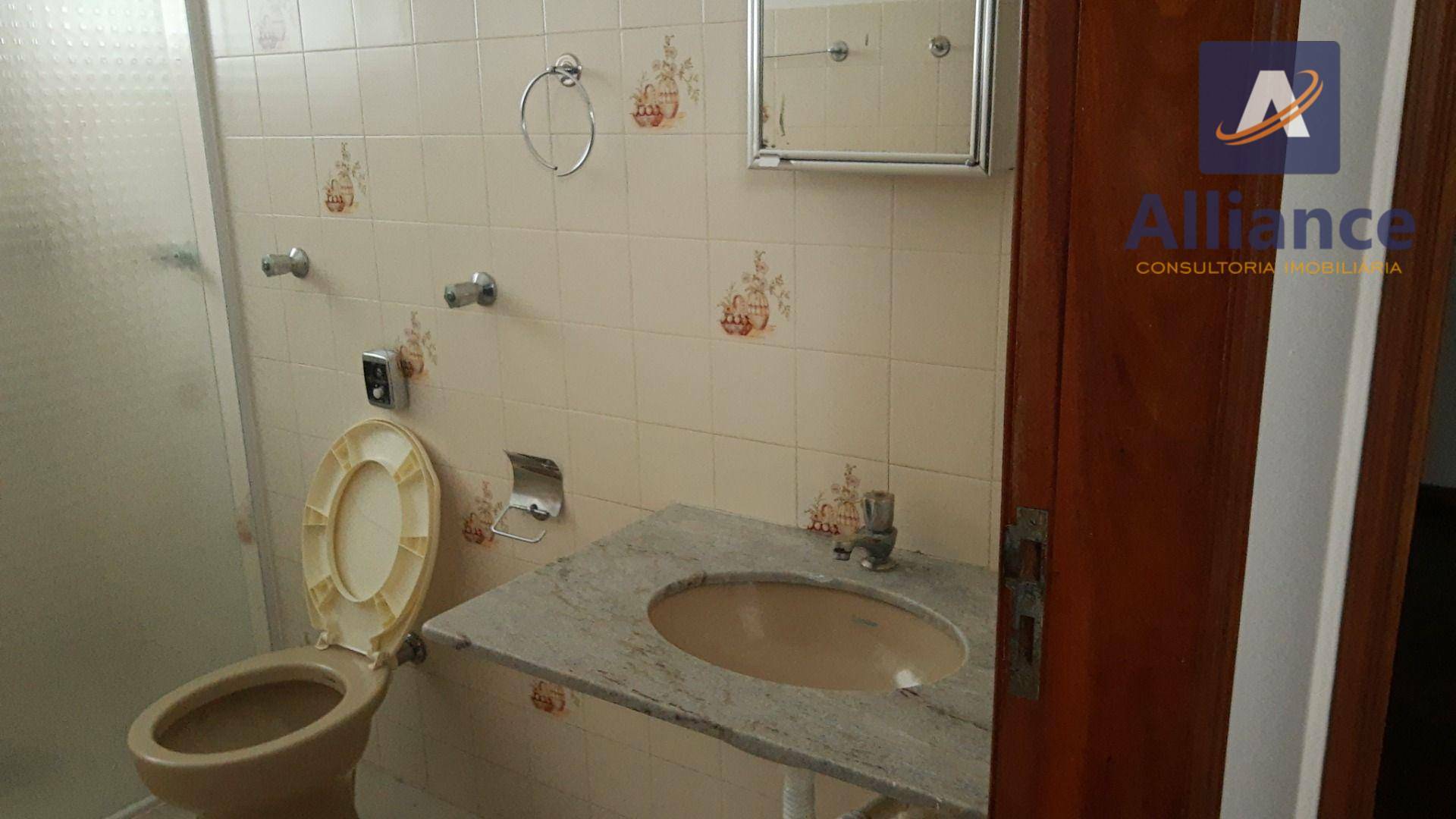 Casa para alugar com 4 quartos, 230m² - Foto 25