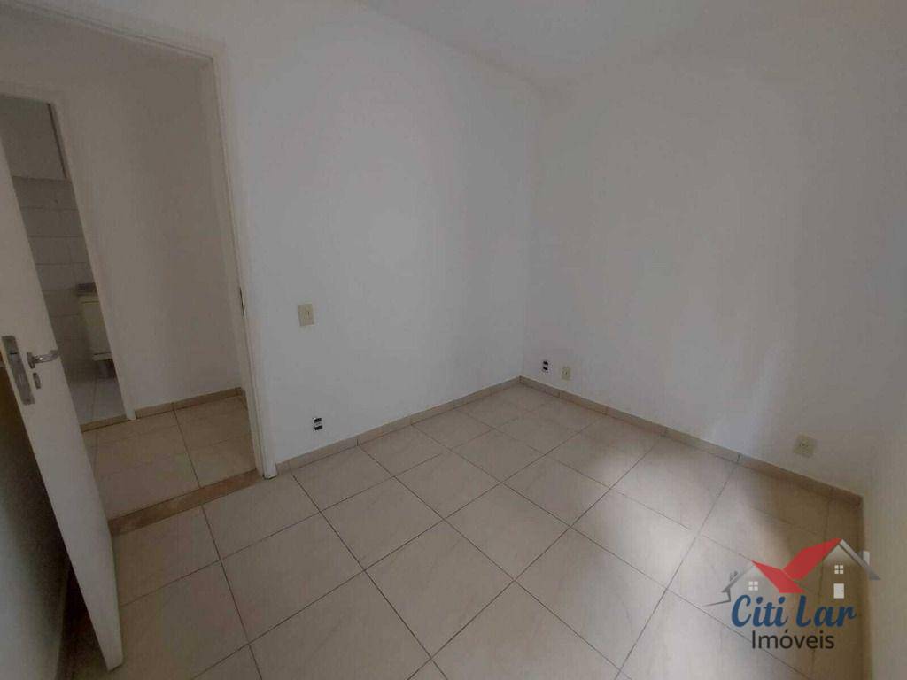 Apartamento à venda com 2 quartos, 45m² - Foto 17