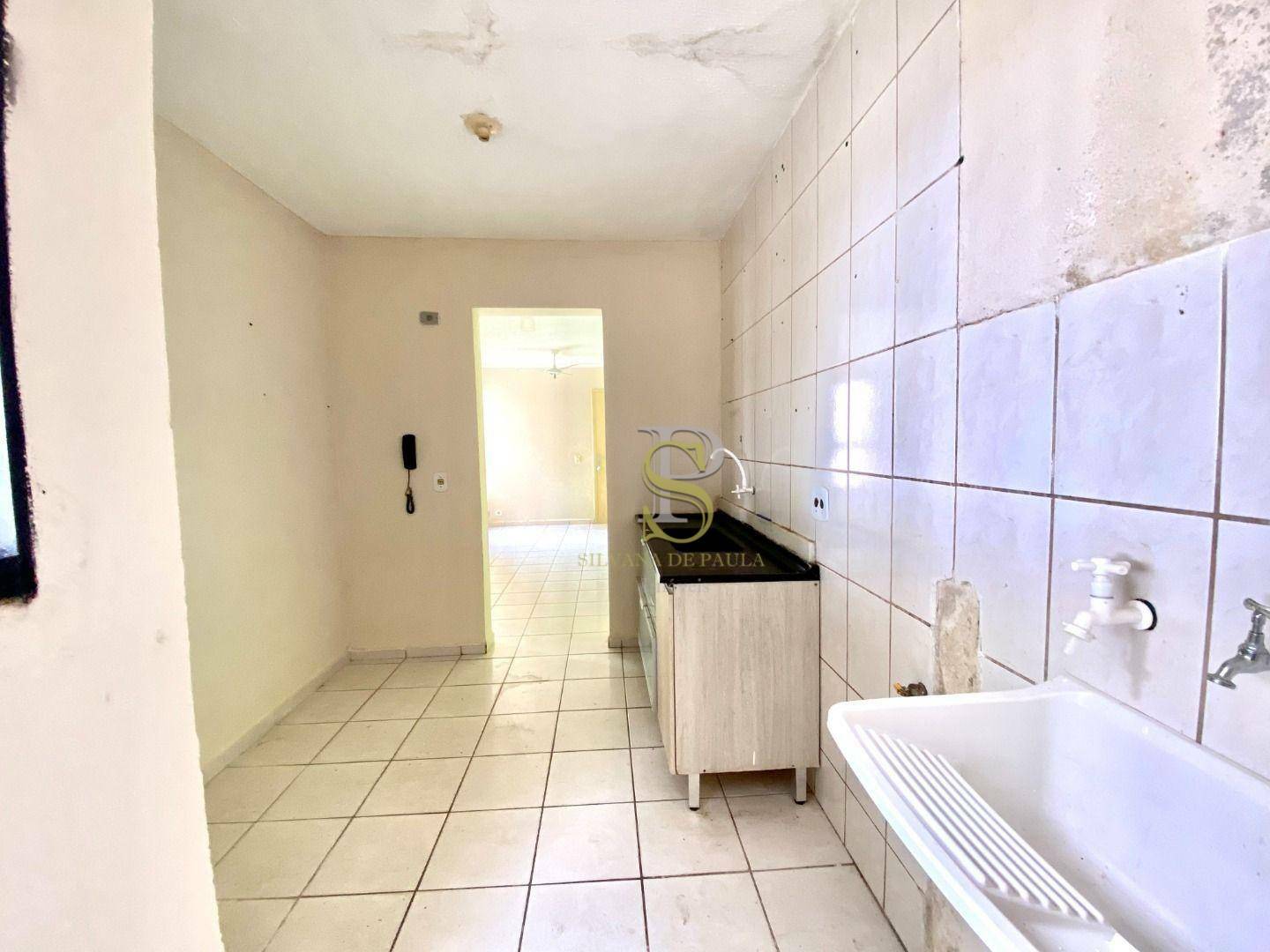 Apartamento para alugar com 2 quartos, 46m² - Foto 6