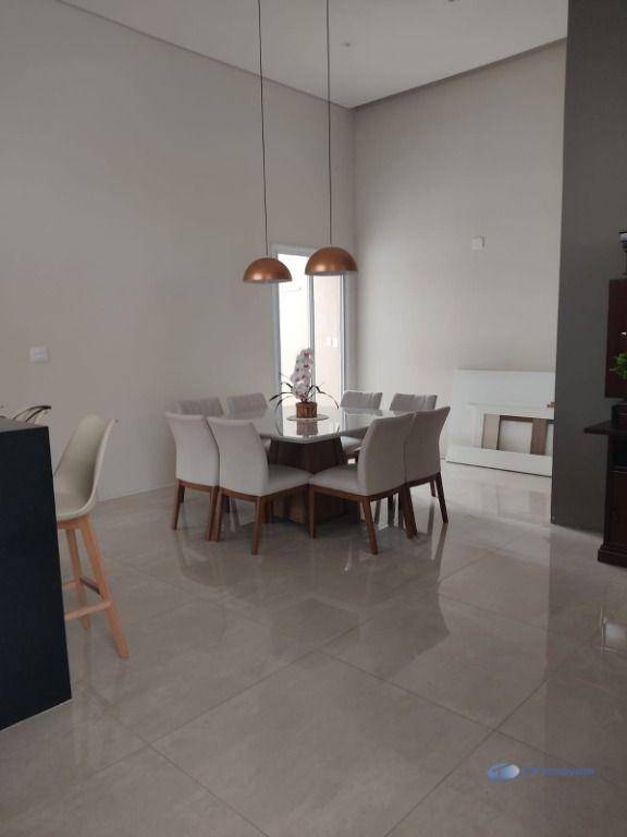 Casa à venda com 3 quartos, 178m² - Foto 4