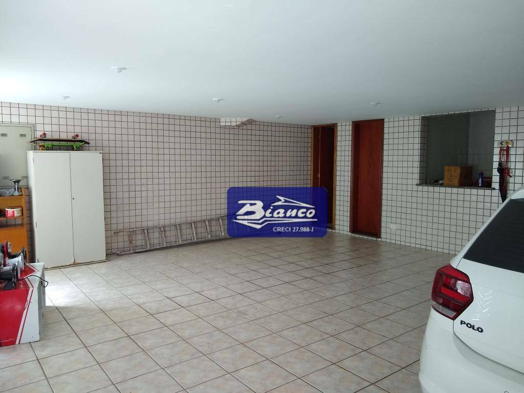 Sobrado à venda com 3 quartos, 330m² - Foto 45