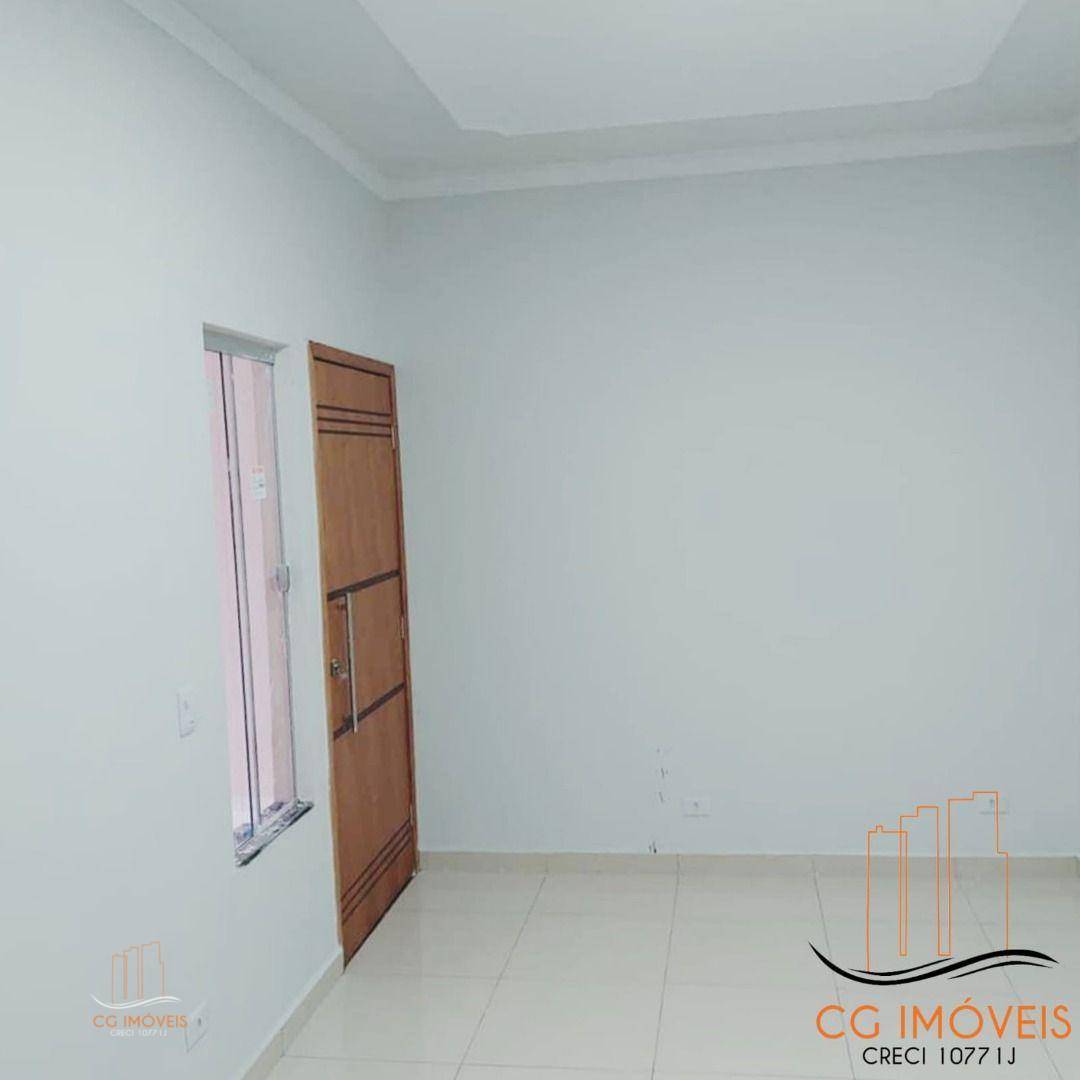 Casa à venda com 2 quartos, 90m² - Foto 2