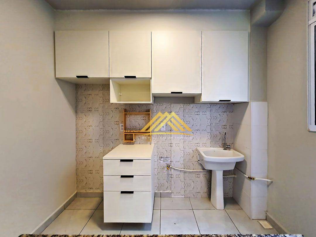 Apartamento à venda com 2 quartos, 43m² - Foto 2