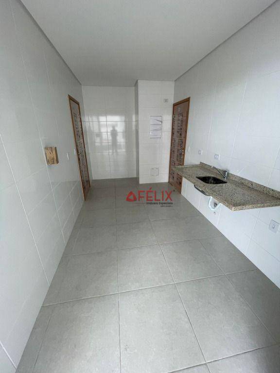 Apartamento à venda com 3 quartos, 155m² - Foto 11