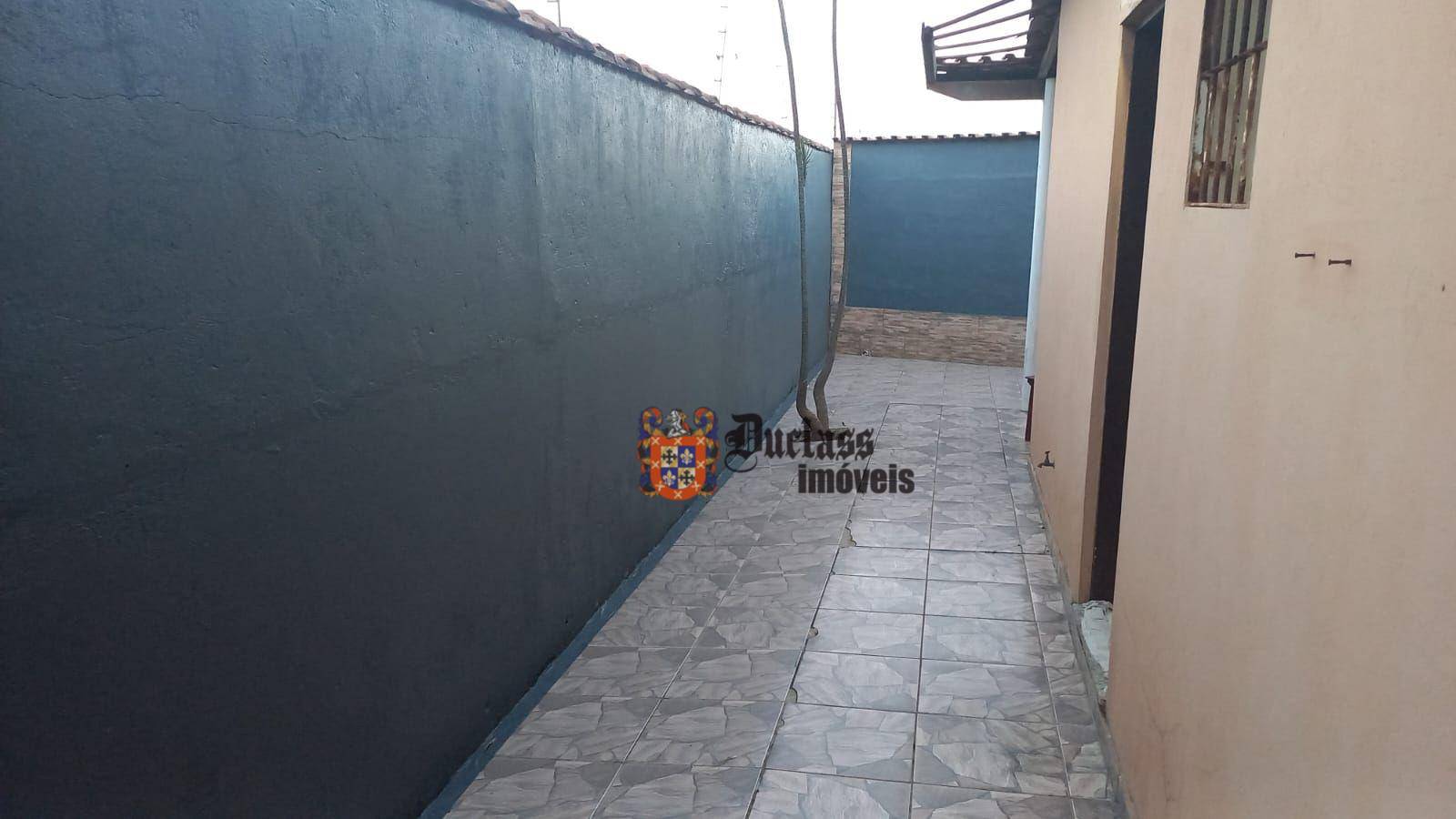 Casa à venda com 3 quartos, 180m² - Foto 26