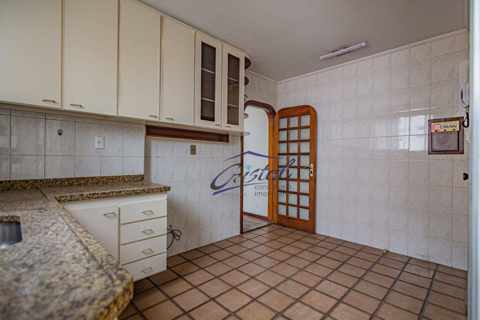 Apartamento à venda com 2 quartos, 89m² - Foto 23