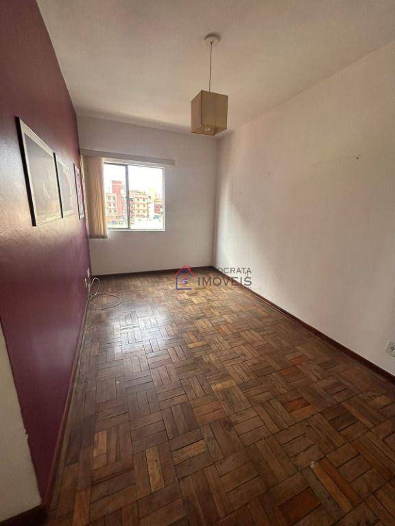 Apartamento à venda com 2 quartos, 74m² - Foto 1