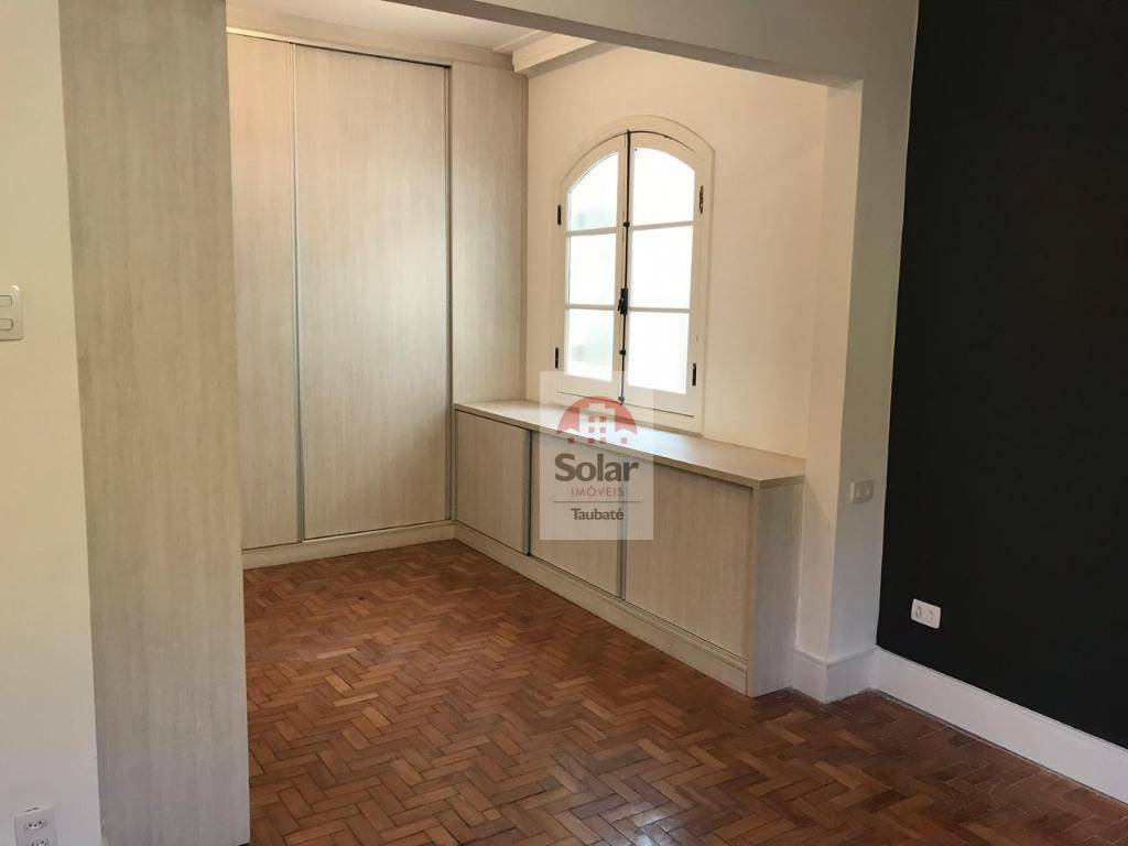 Casa à venda com 3 quartos, 200m² - Foto 23