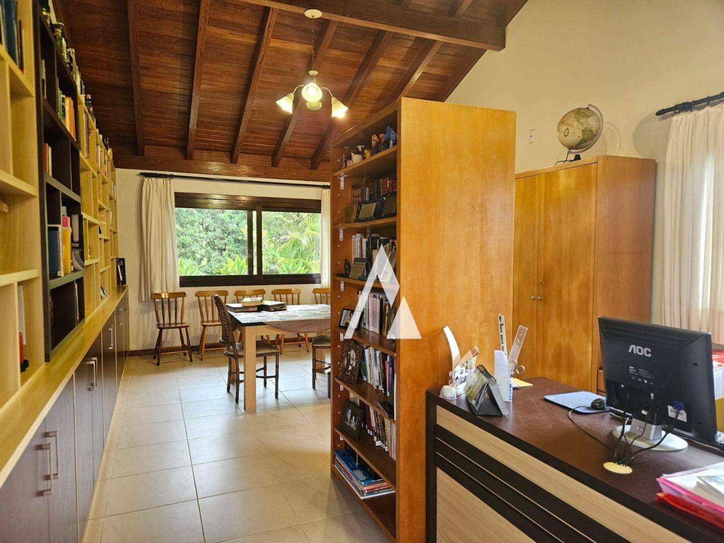 Casa à venda com 3 quartos, 236m² - Foto 37