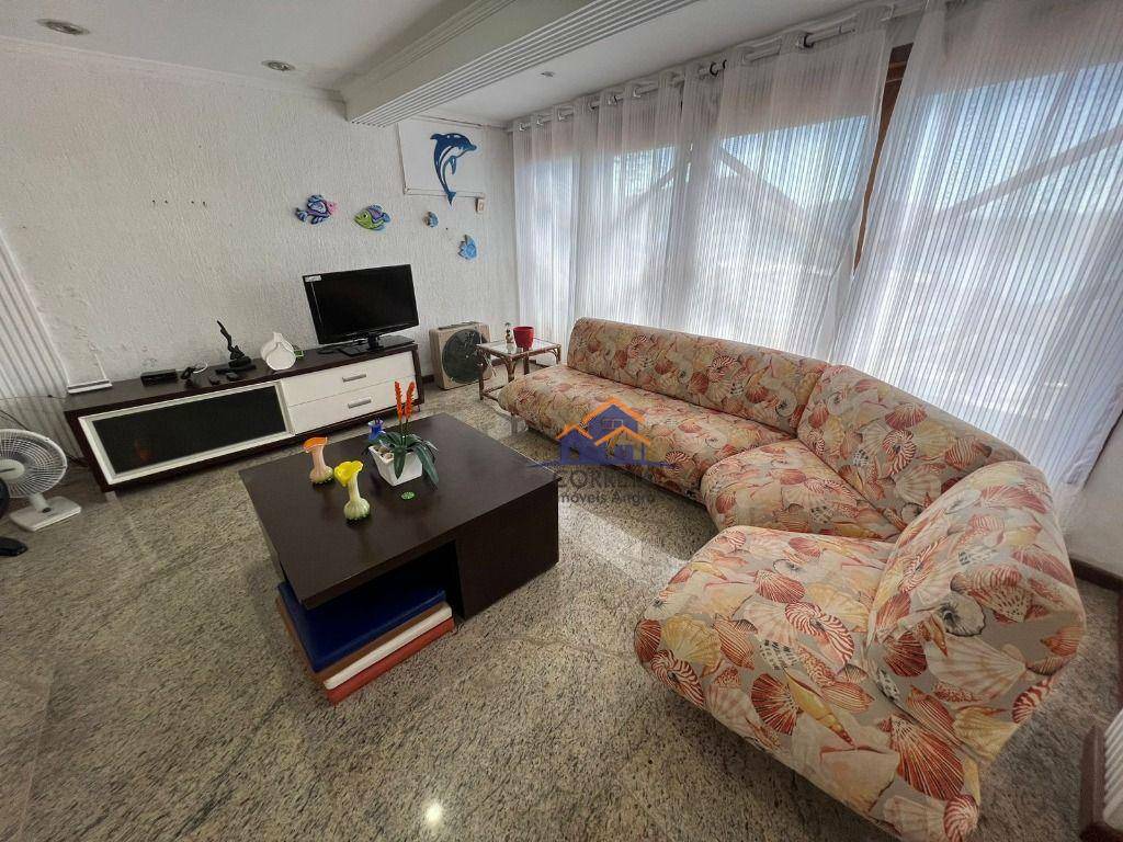 Casa de Condomínio à venda com 5 quartos, 350m² - Foto 4