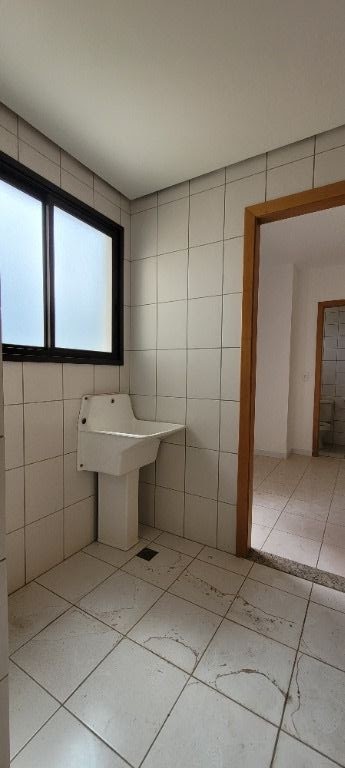 Apartamento à venda com 3 quartos, 137m² - Foto 12