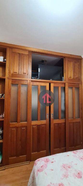 Casa à venda com 3 quartos, 164m² - Foto 18