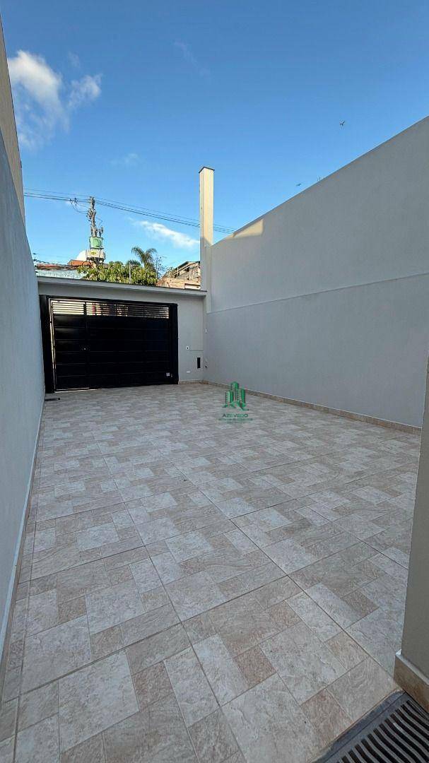 Sobrado à venda com 2 quartos, 92m² - Foto 4