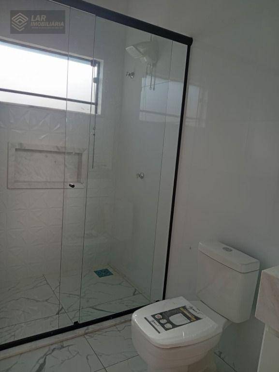 Casa de Condomínio para alugar com 3 quartos, 150m² - Foto 13