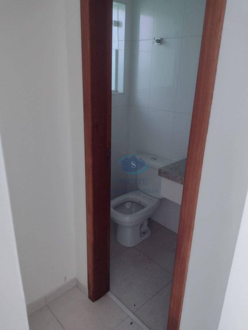 Sobrado à venda com 3 quartos, 240m² - Foto 9