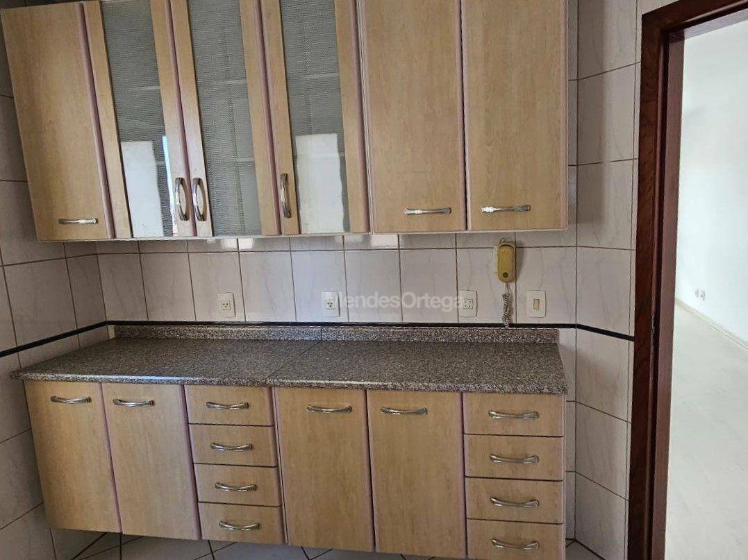 Apartamento à venda com 3 quartos, 86m² - Foto 10