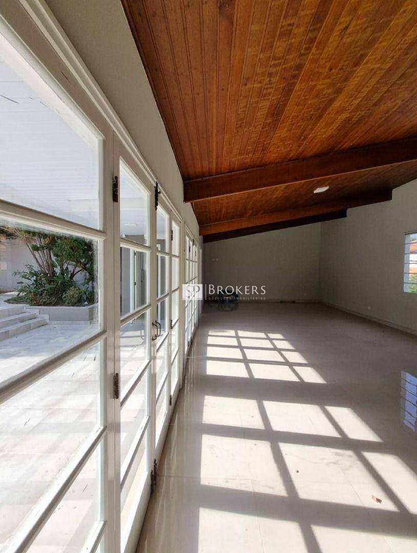 Casa à venda com 3 quartos, 178m² - Foto 14