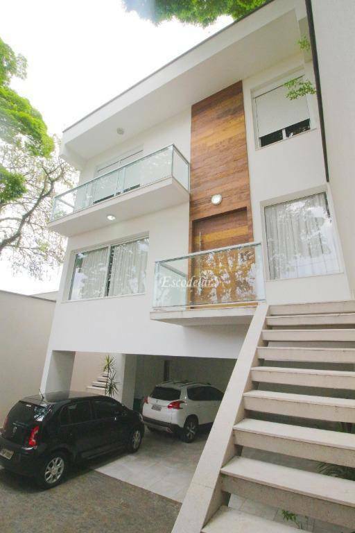 Sobrado à venda com 4 quartos, 450m² - Foto 1