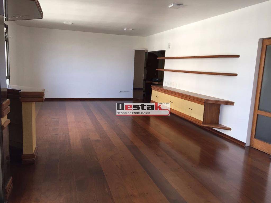 Apartamento à venda com 2 quartos, 240m² - Foto 4