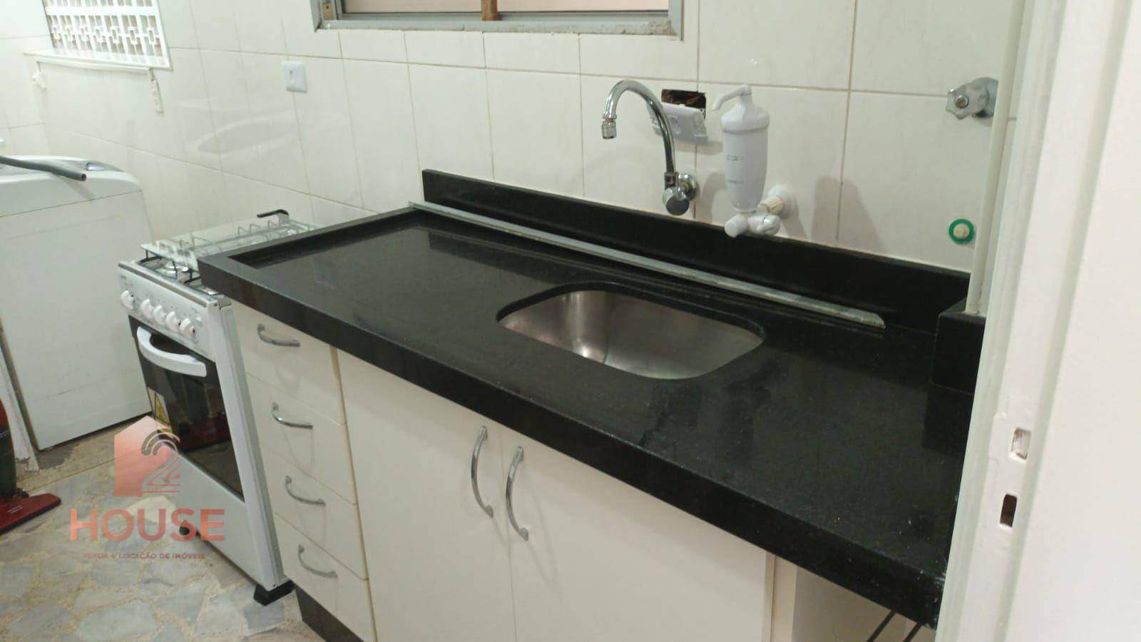 Apartamento para alugar com 1 quarto, 50m² - Foto 32