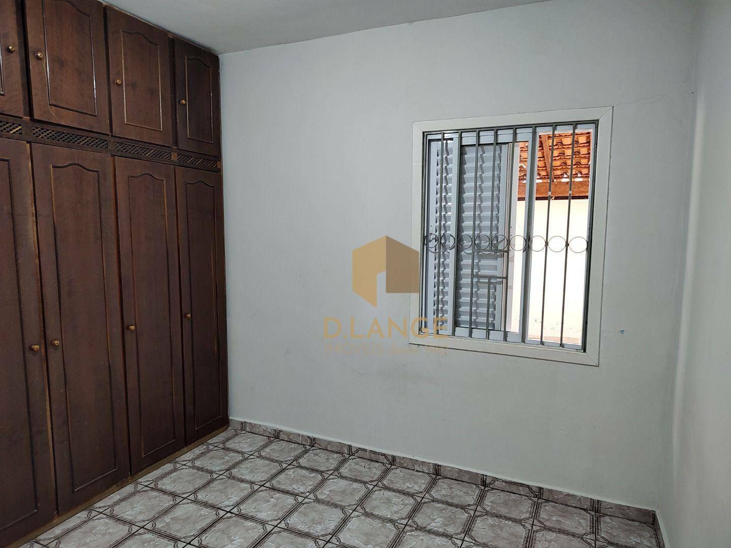 Casa à venda com 3 quartos, 219m² - Foto 10