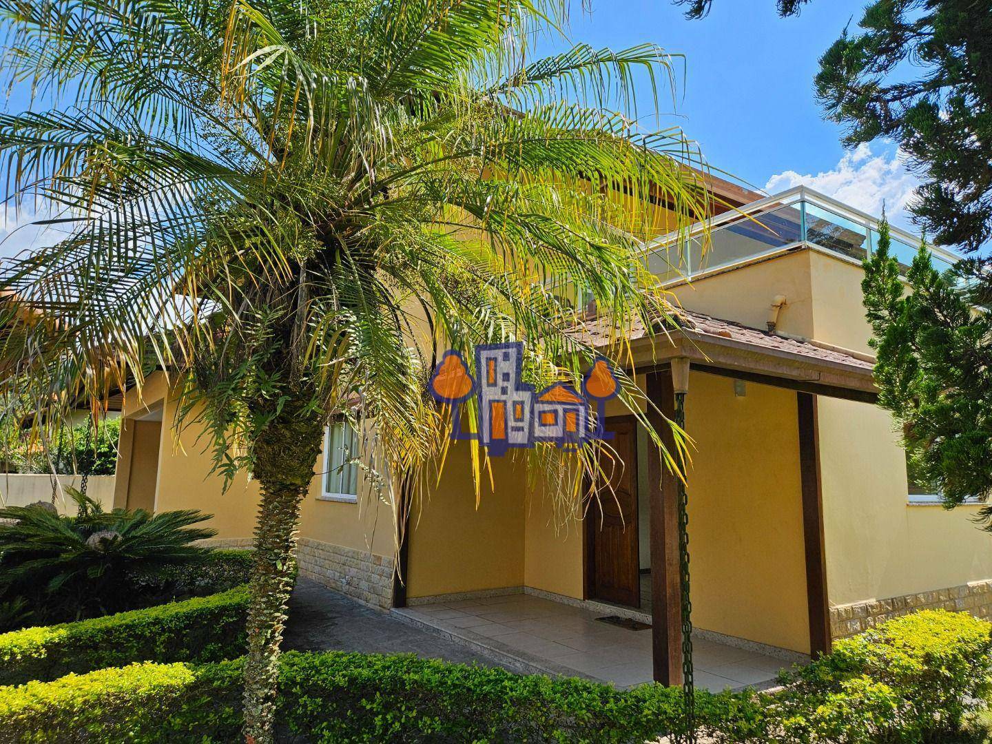 Casa à venda com 5 quartos, 326m² - Foto 2