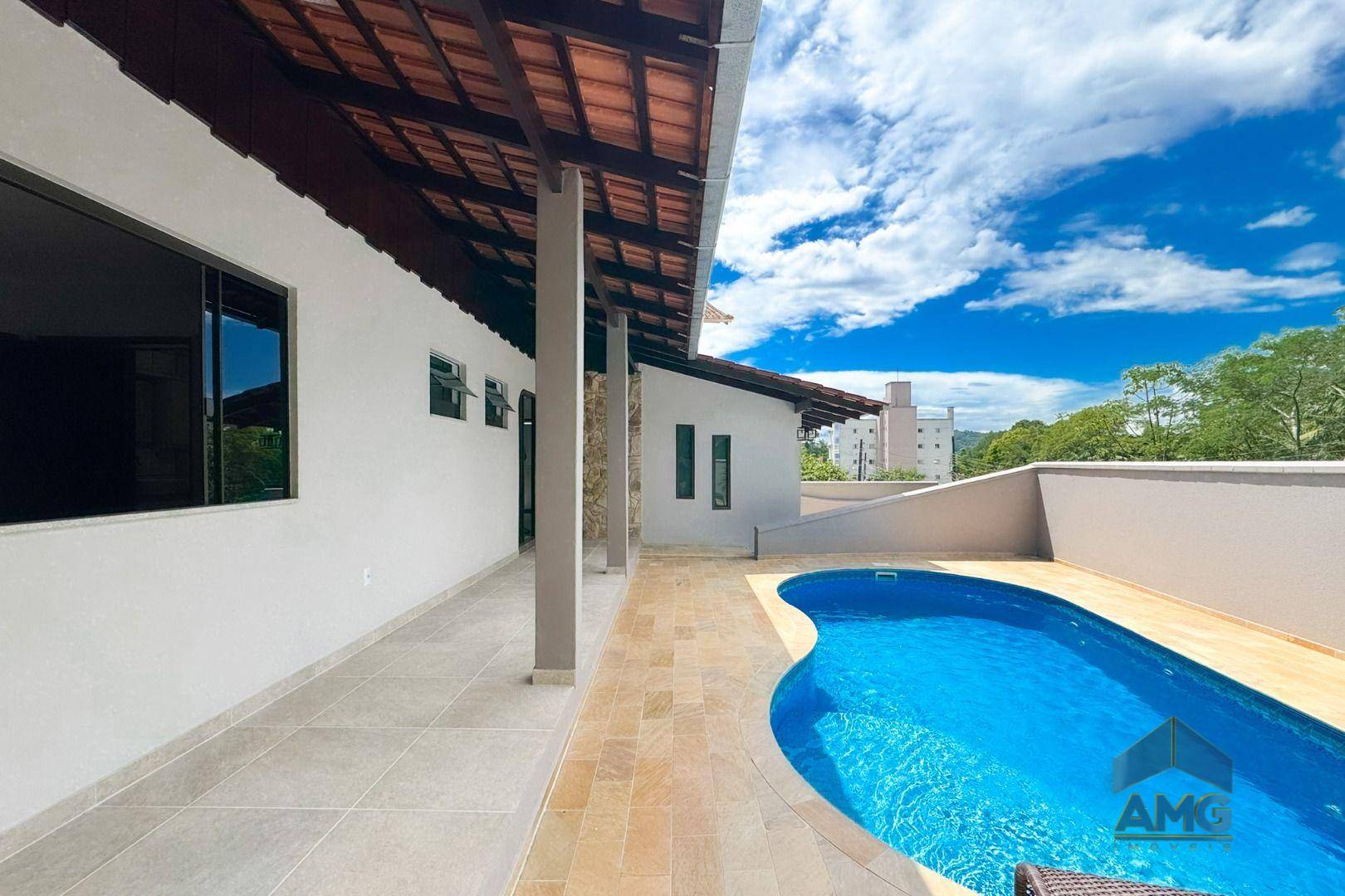 Casa, 3 quartos, 275 m² - Foto 5