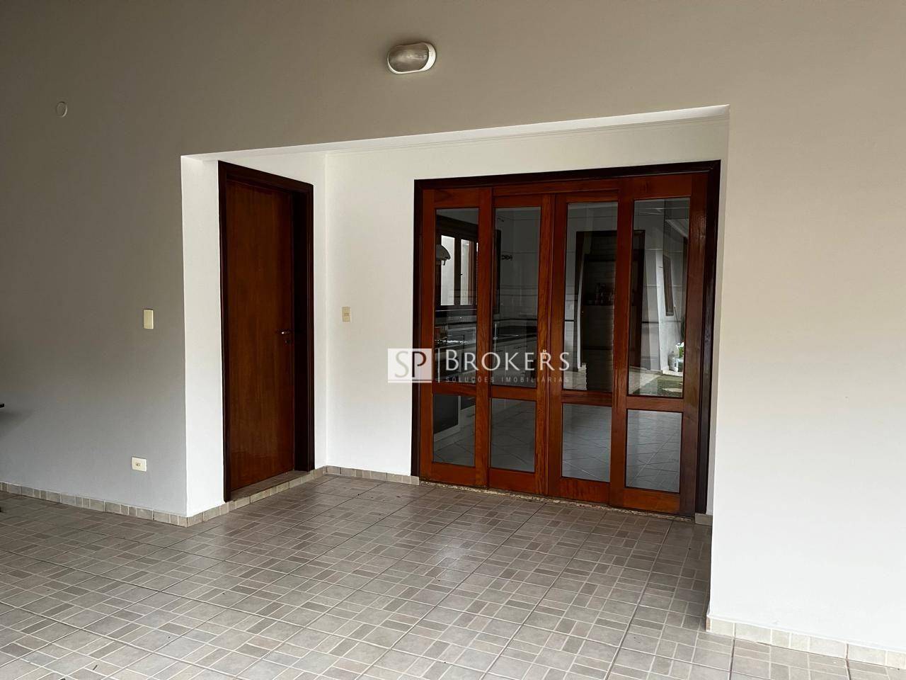 Casa à venda com 4 quartos, 294m² - Foto 9