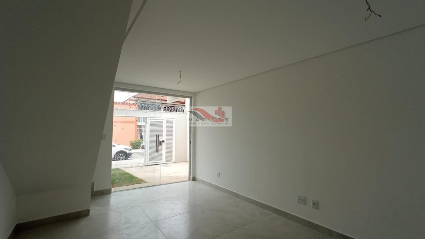 Casa à venda com 2 quartos, 48m² - Foto 17