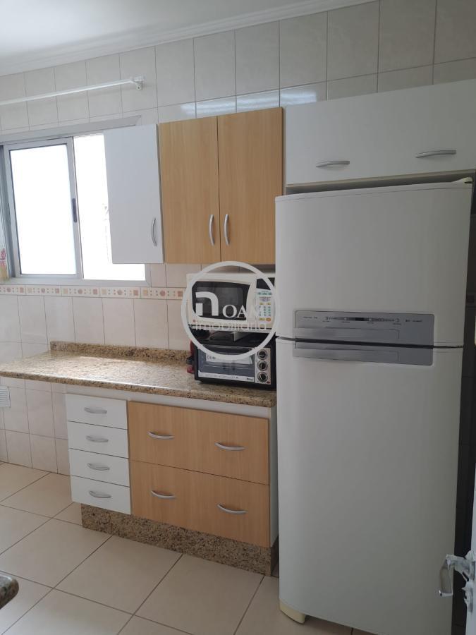 Apartamento à venda com 2 quartos, 62m² - Foto 7