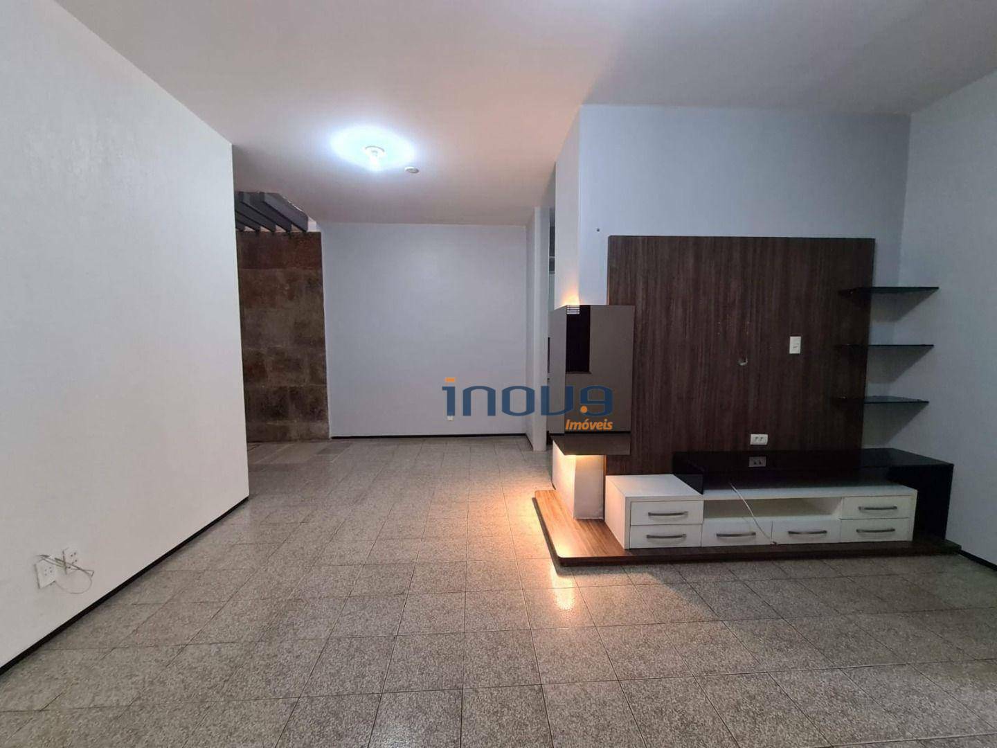 Casa à venda com 3 quartos, 109M2 - Foto 4