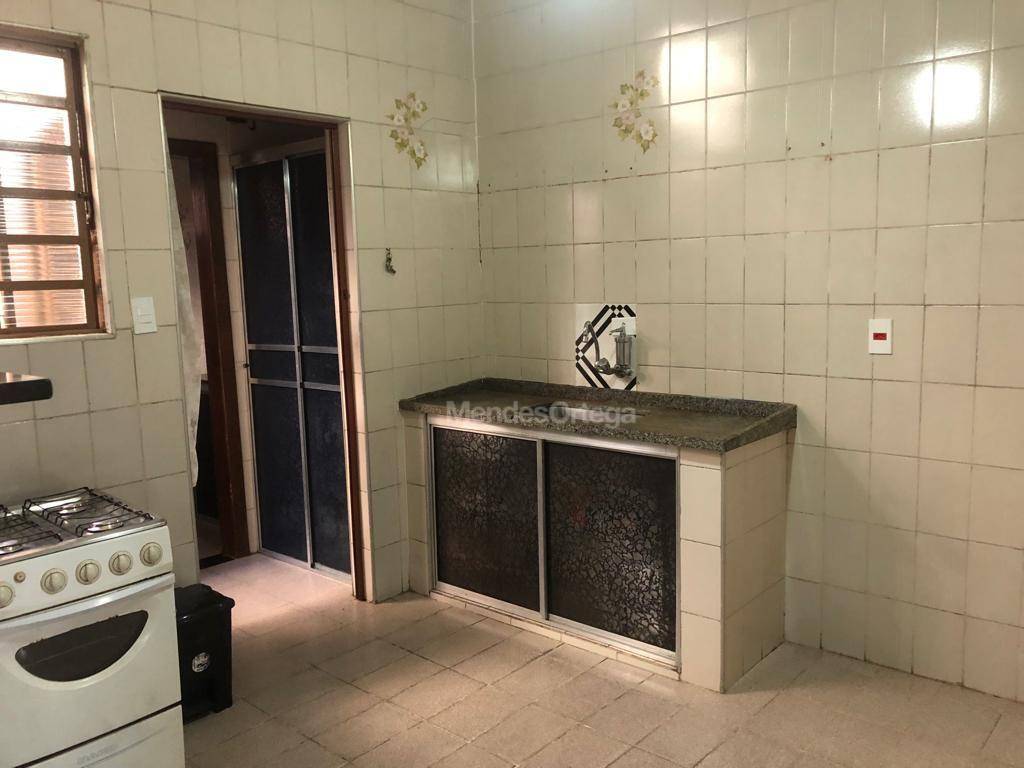 Casa à venda com 2 quartos, 75m² - Foto 15