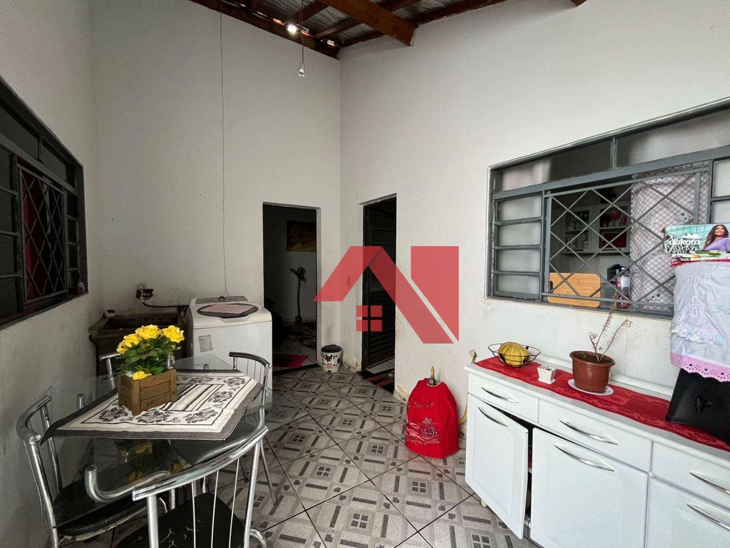 Casa à venda com 4 quartos, 150m² - Foto 5