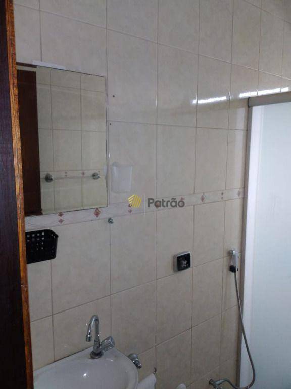 Sobrado à venda e aluguel com 3 quartos, 250m² - Foto 9