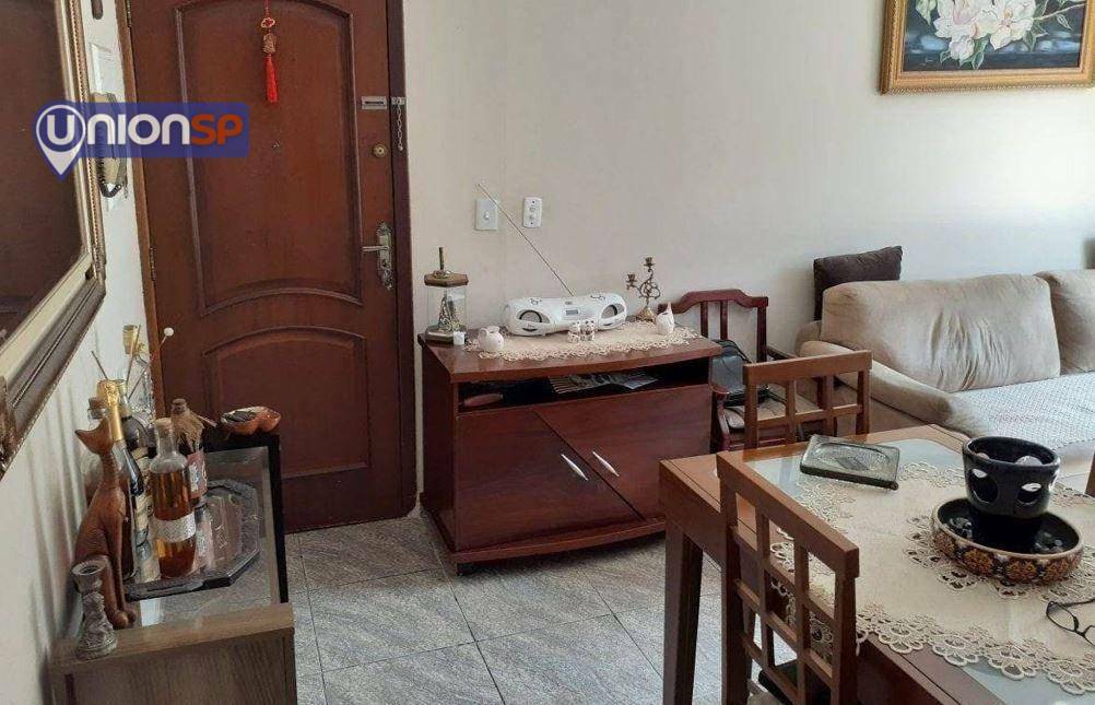 Apartamento à venda com 2 quartos, 69m² - Foto 4