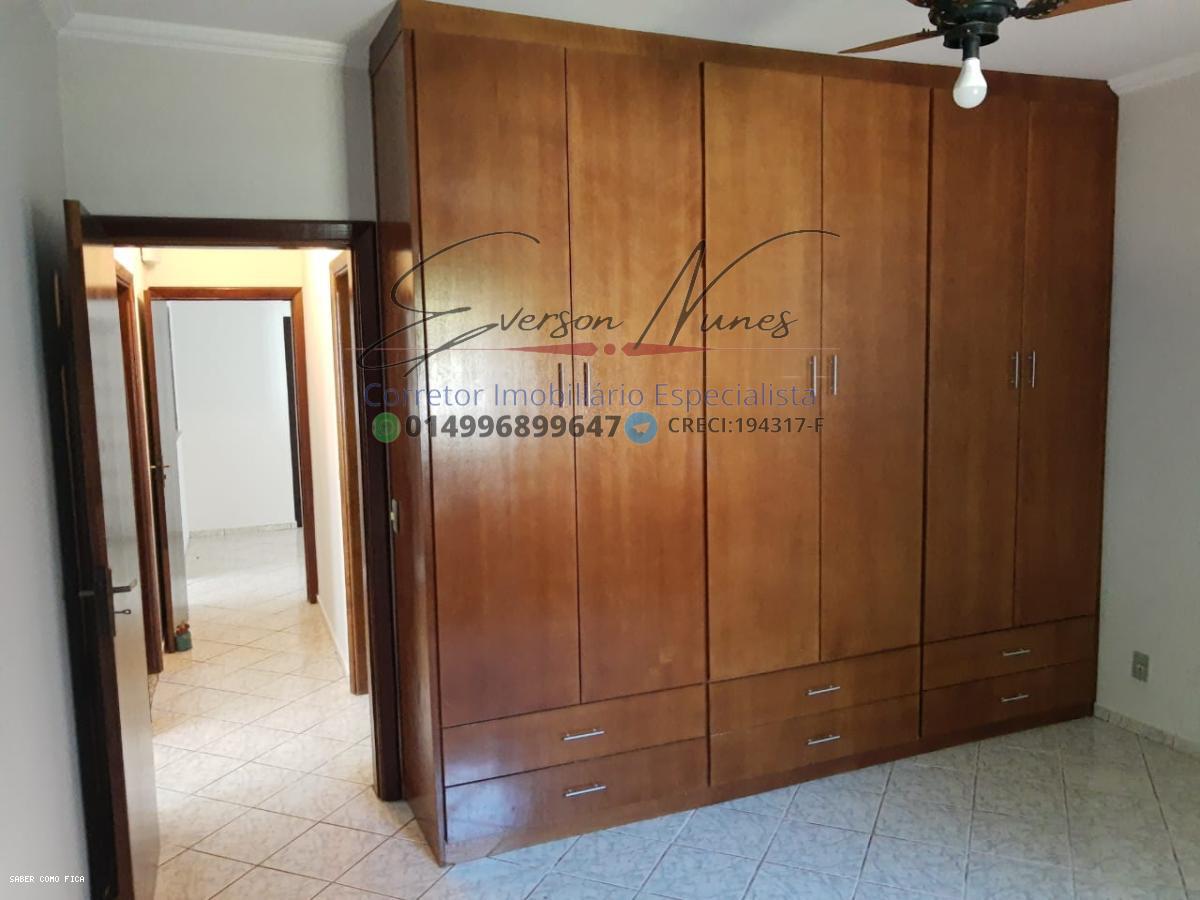 Casa à venda com 3 quartos, 360m² - Foto 21