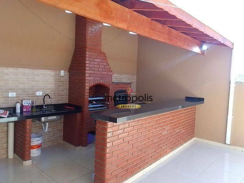 Sobrado à venda com 2 quartos, 135m² - Foto 1