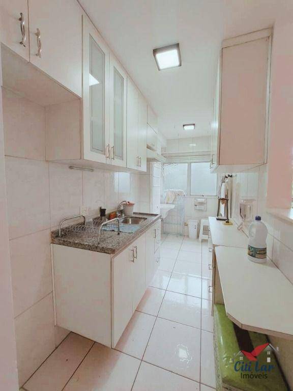 Apartamento à venda com 2 quartos, 51m² - Foto 9