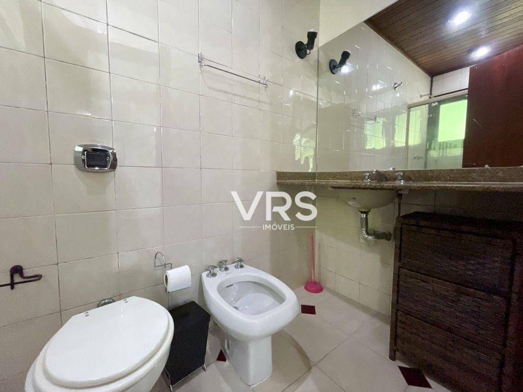 Casa de Condomínio à venda com 5 quartos, 258m² - Foto 33